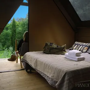 Glamping Pian Delle Ginestre Luxe tent